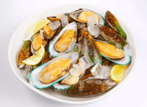 a bowl of mussels and ice